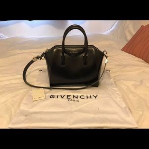 Authentic GIVENCHY ANTIGONA (small)